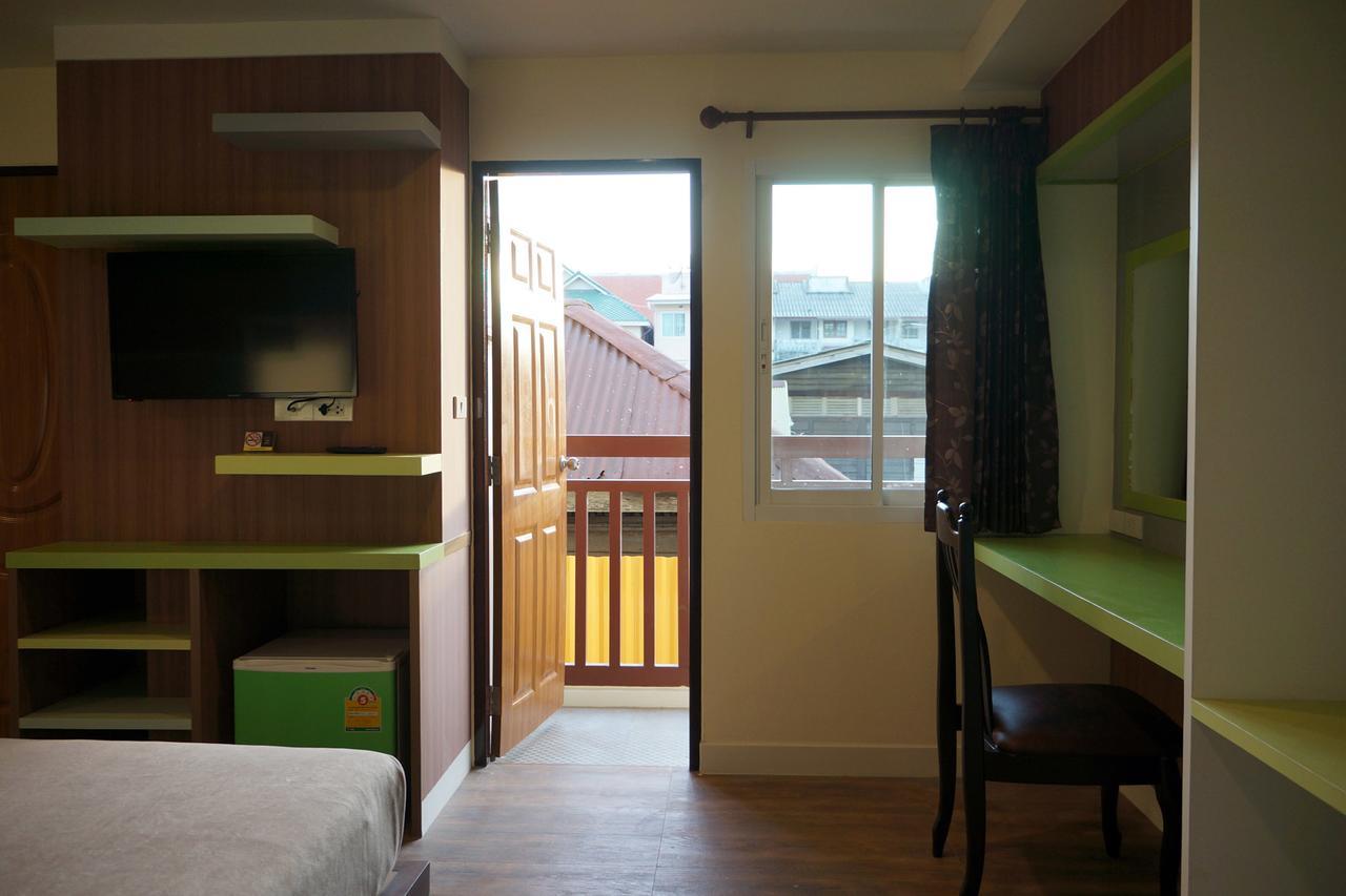 Samsen Sam Place Bangkok Eksteriør bilde