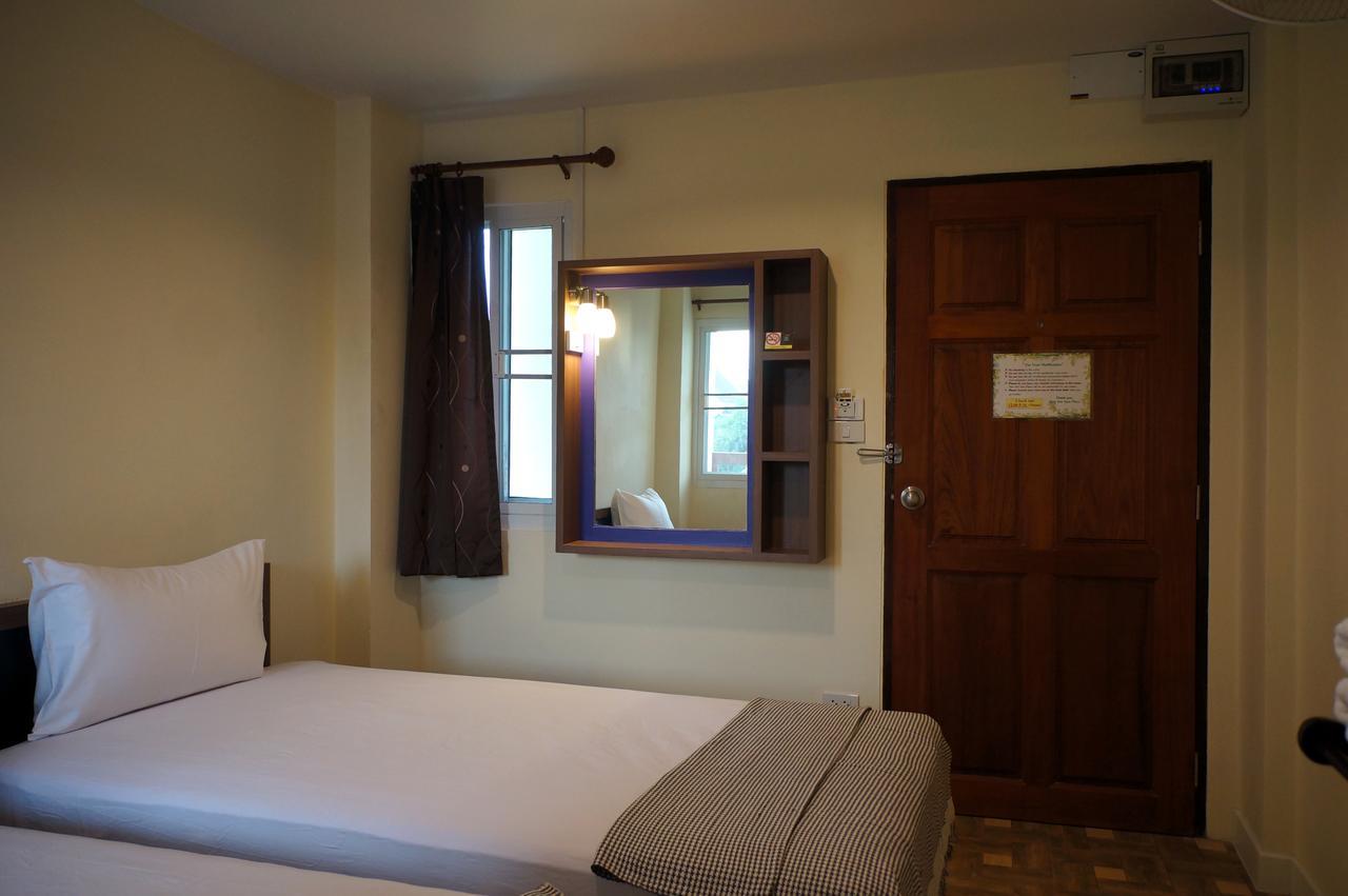 Samsen Sam Place Bangkok Eksteriør bilde