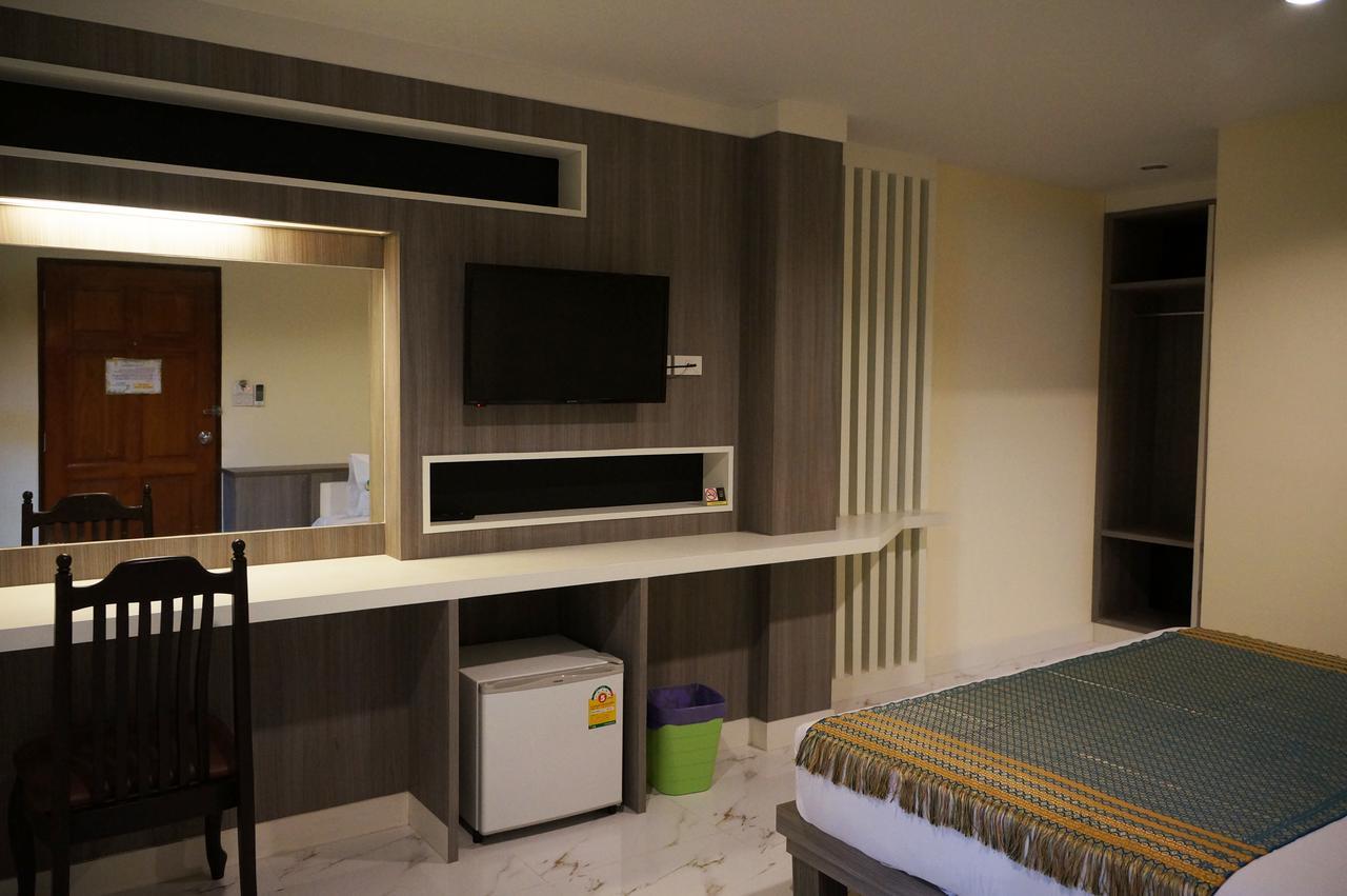 Samsen Sam Place Bangkok Eksteriør bilde